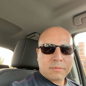 Meet your Posher, Benito